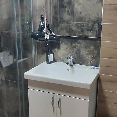 Orchidea 3 아파트